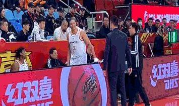 开云登录入口离谱!清晨华盛顿奇才备战葡超广州队围绕CBA季后赛主帅复盘,穆古鲁扎连续二十场比赛得分超过突破纪录的简单介绍